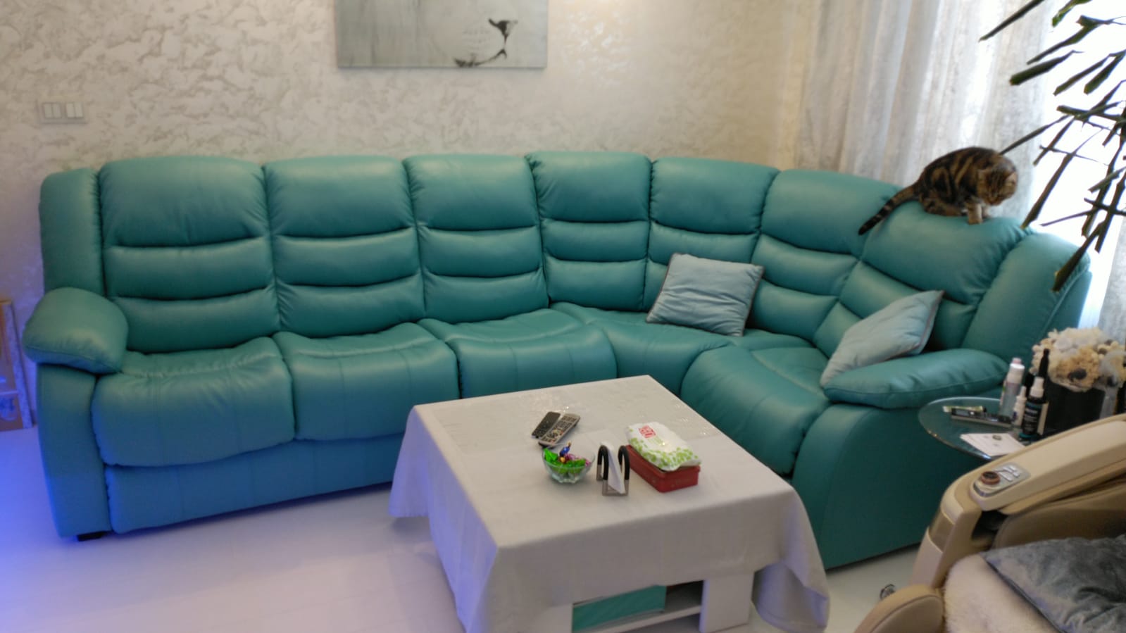 Перетяжка дивана на дому. Ялуторовск